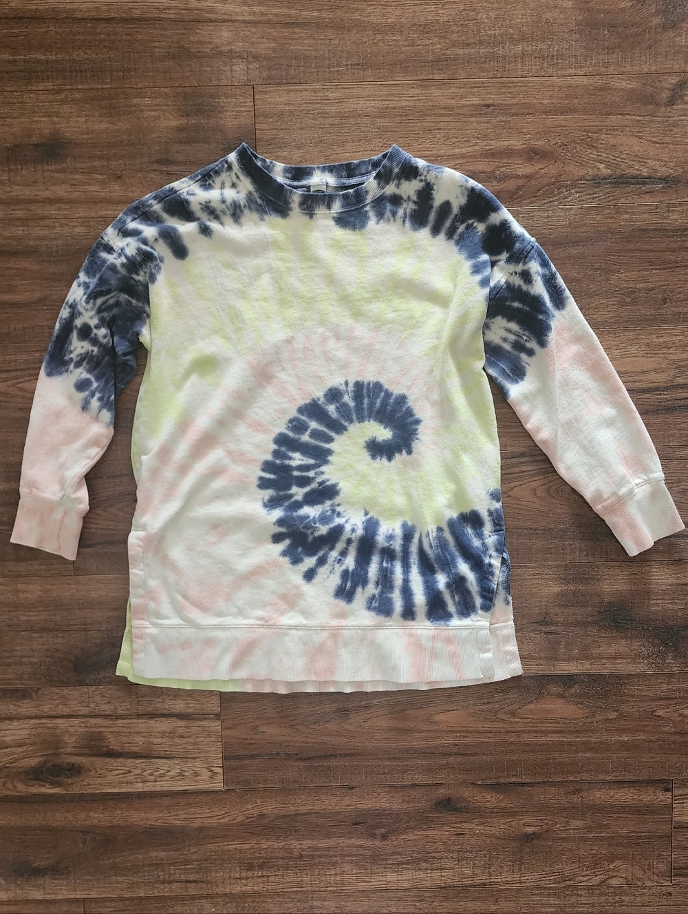 Old Navy Women's Tie-Dye Long Sleeve Crewneck Tunic Sweatshirt Small S